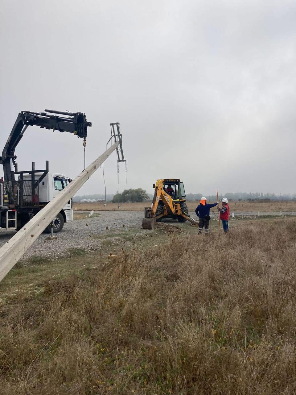 Trabajo eléctrico en terreno 31